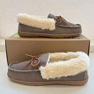 Clarks Cozy Moccasin Slippers Suede Faux Fur Indoor Outdoor Brown Size 7 NEW